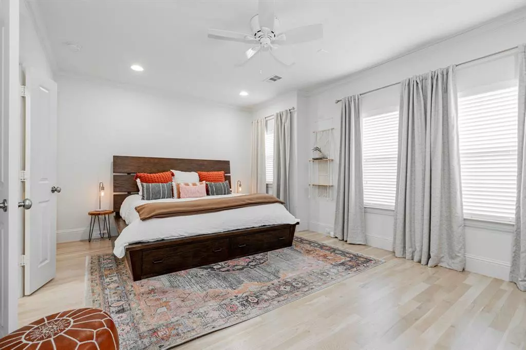 734 West 7th Street, Dallas, TX 75208 photo 5