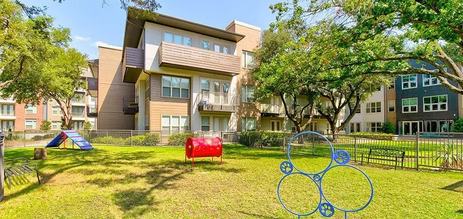 7855 Churchill Way, Dallas, TX 75251 photo 4