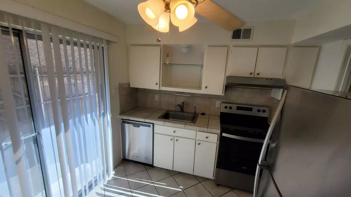 7903 Meadow Park Drive, Dallas, TX 75230 photo 5