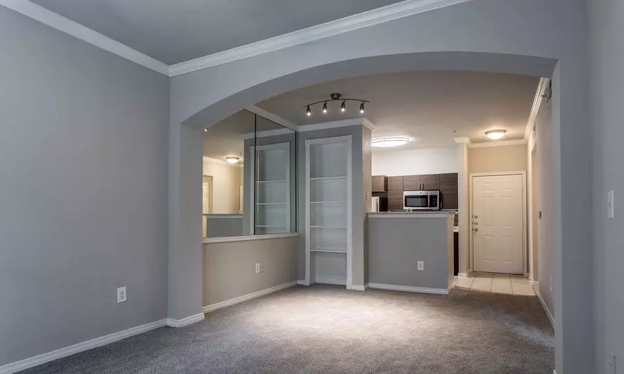 7906 Churchill Way, Dallas, TX 75251 photo 4