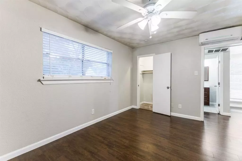 The Wilshire Aprtments photo 2