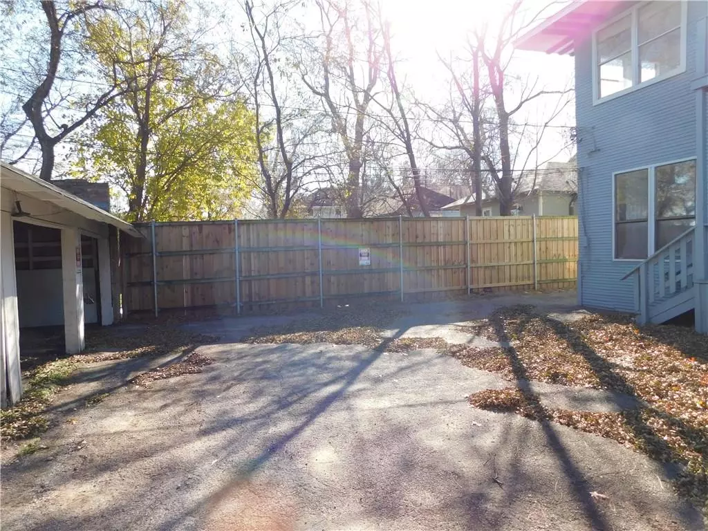826 North Bishop Avenue, Dallas, TX 75208 photo 5