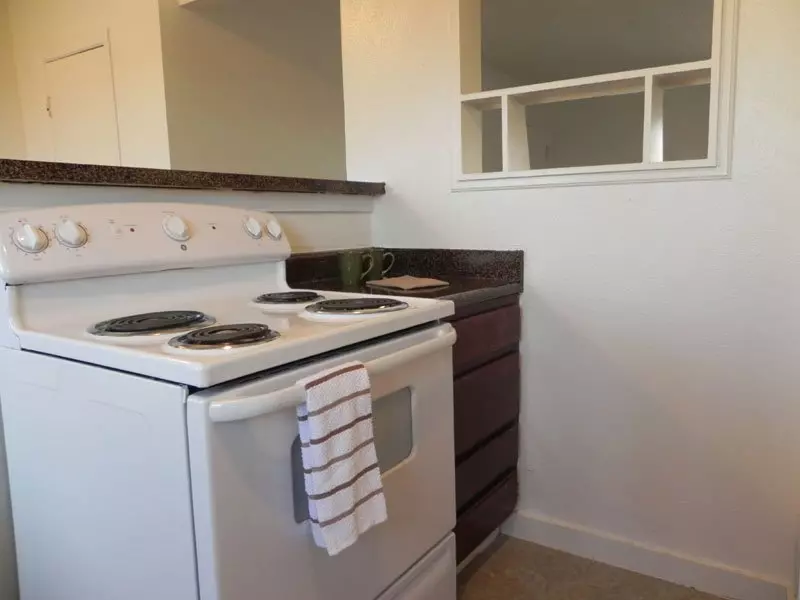 Estancia Hills Apartment Homes photo 2