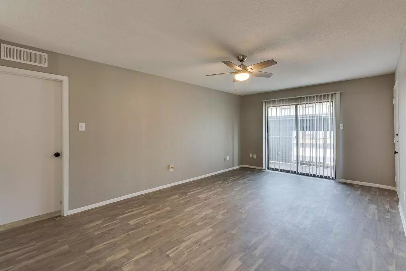 The Reserve at Lake Highlands photo 5