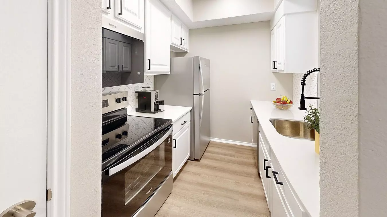 Vue at Knoll Trail Apartments photo 4