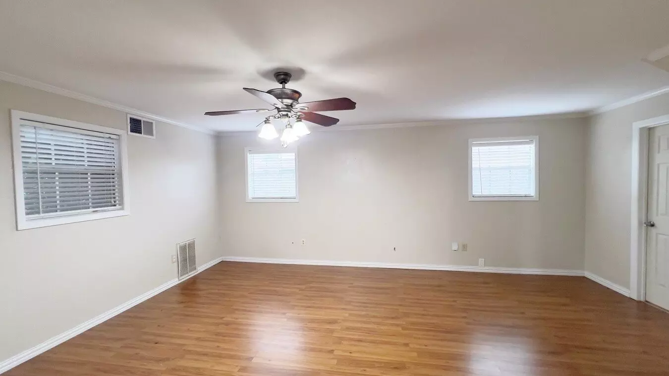 7441 Evie Lane, Deer Park, TX 77536 photo 5