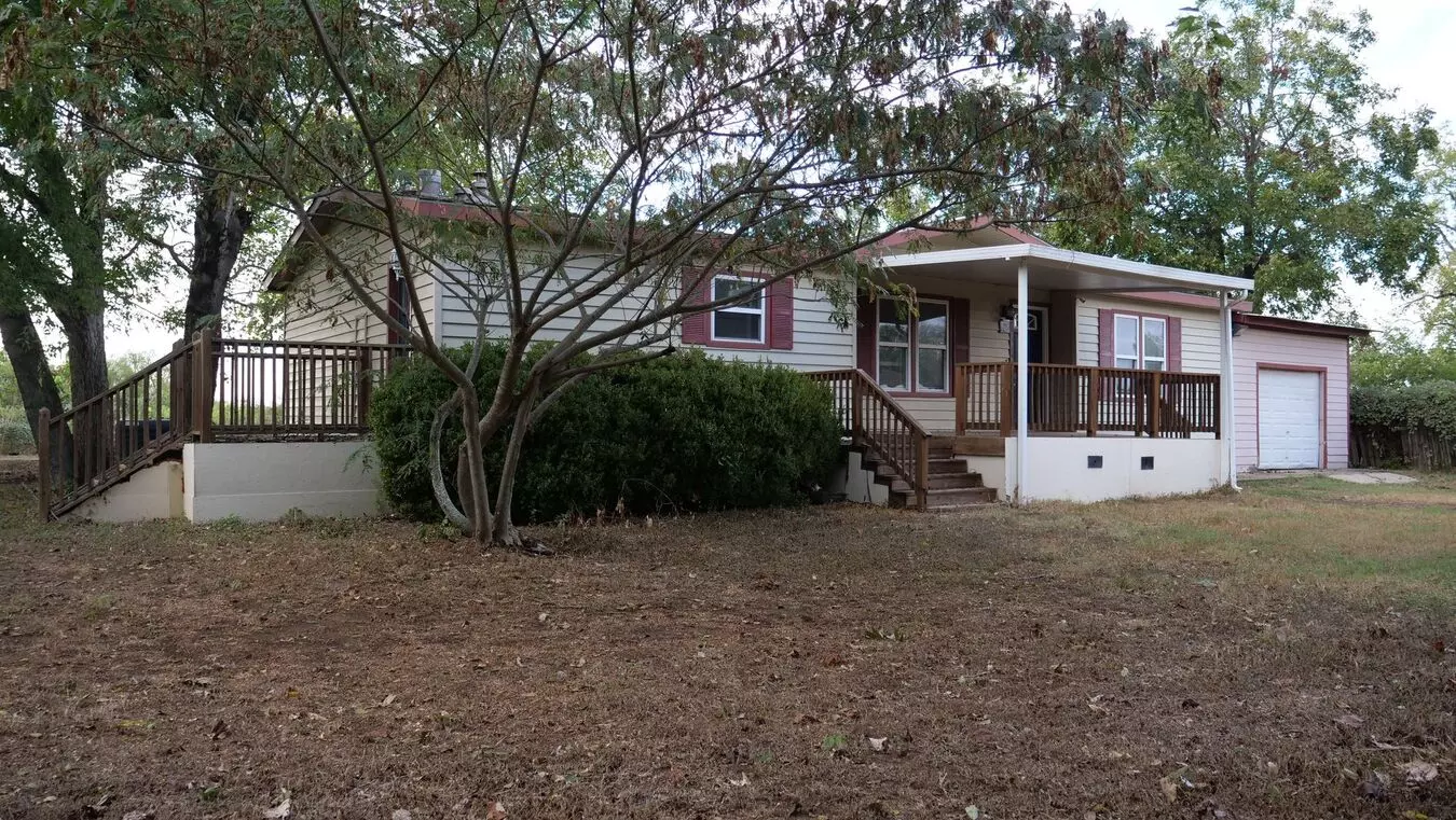 Spacious Rural Retreat photo 4