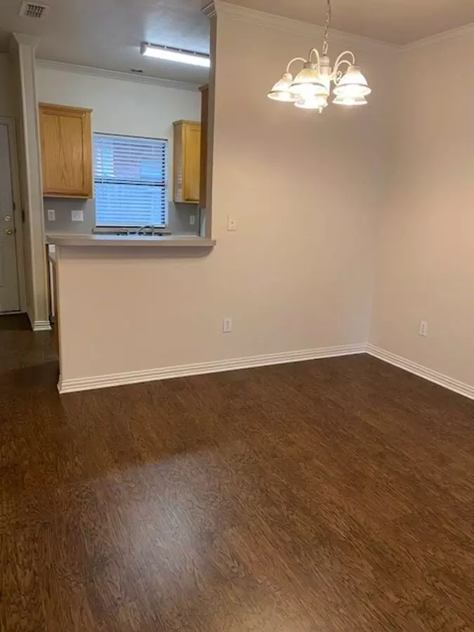 2208 North Carroll Boulevard, Denton, TX 76201 photo 3