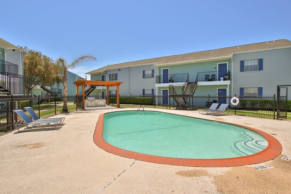 Banyan Bay Apartments photo 5