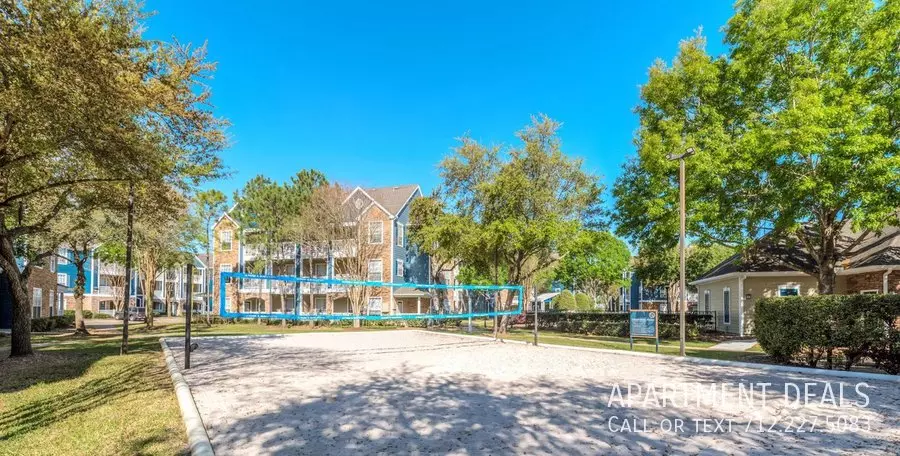 19106 Glenwest Drive, Friendswood, TX 77546 photo 5