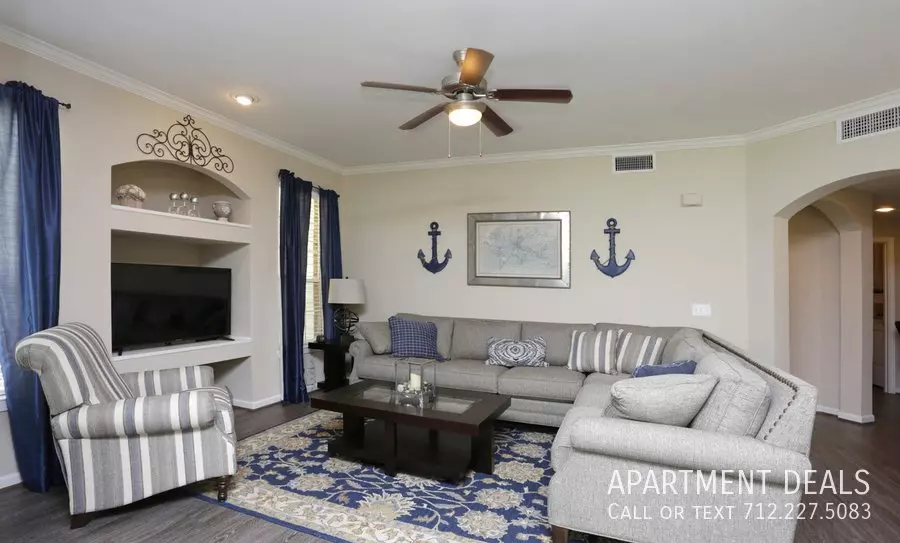 3108 Bay Area Blvd photo 3