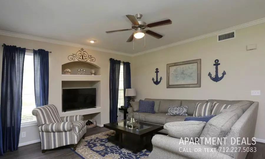3108 Bay Area Blvd photo 4
