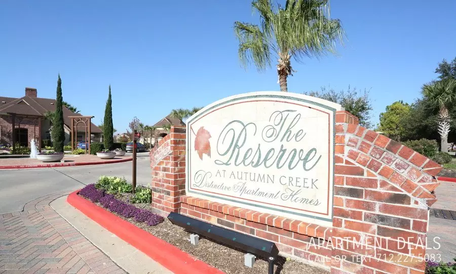 3108 Bay Area Blvd photo 5