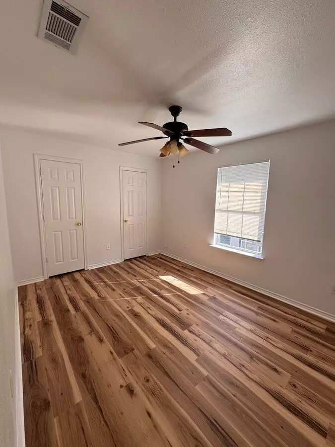 108 Mckinley Street, Garland, TX 75042 photo 5