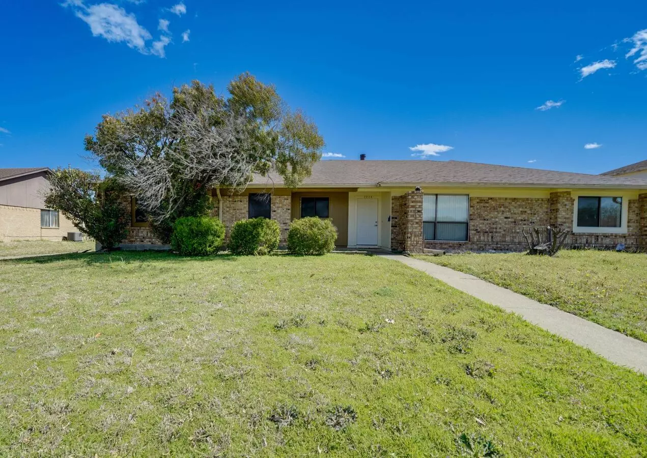 2226 Limestone Lane, Garland, TX 75040 photo 4
