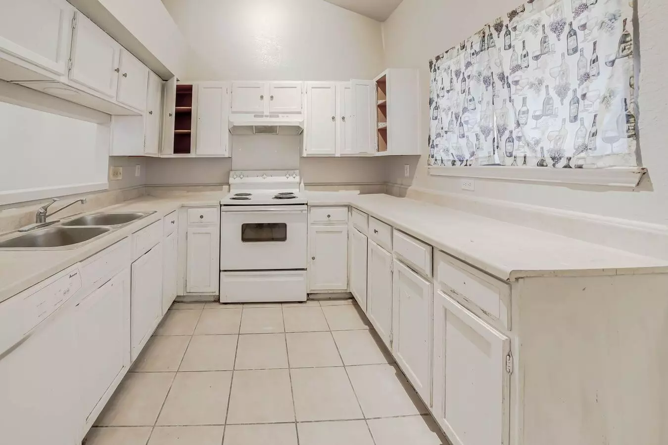 2226 Limestone Lane, Garland, TX 75040 photo 2