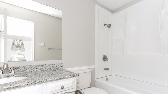 438 Biscay Dr photo 2
