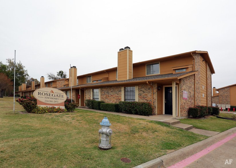 Rosegate Townhomes photo 4