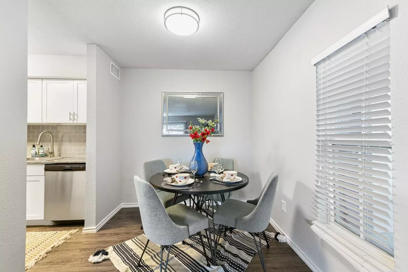 The Broadway Apartment Homes photo 2