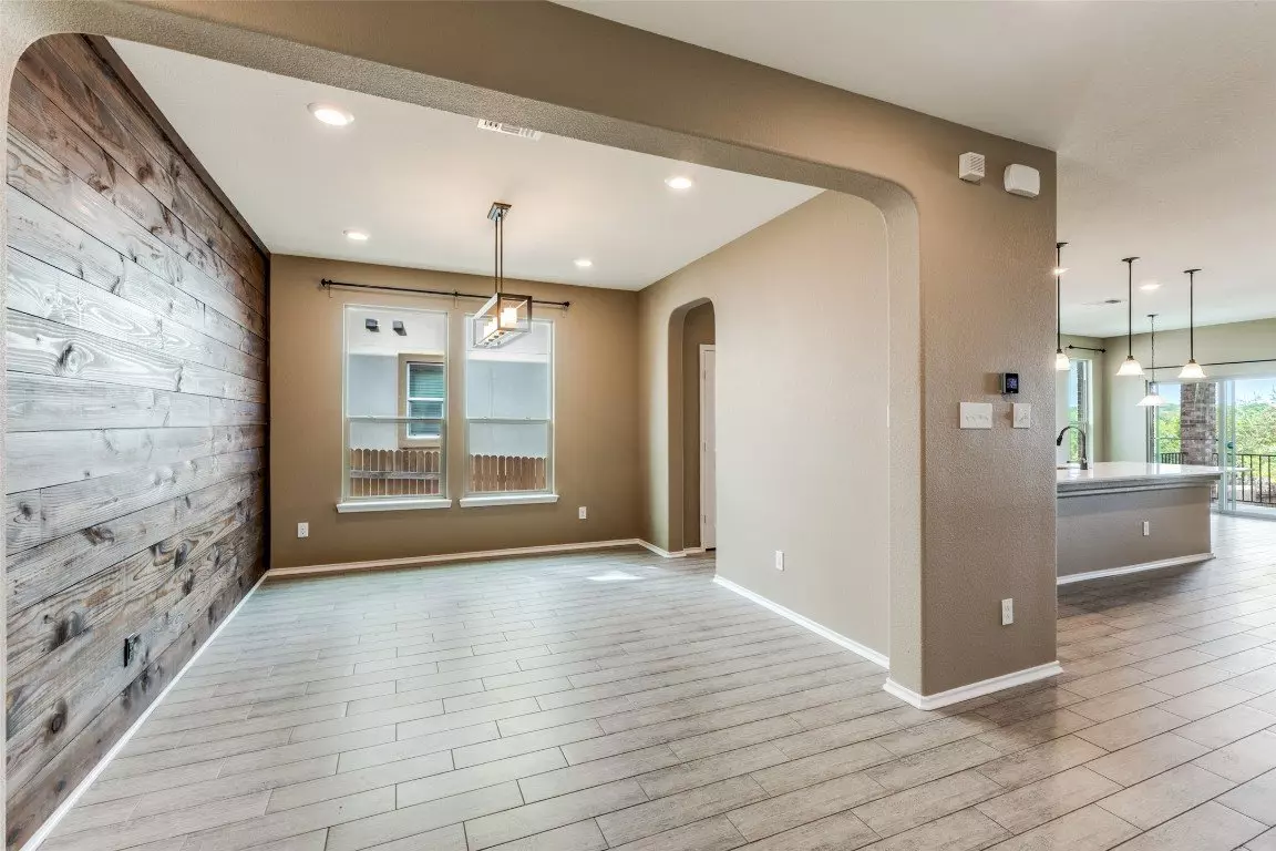 1205 Half Hitch Trail, Georgetown, TX 78633 photo 2