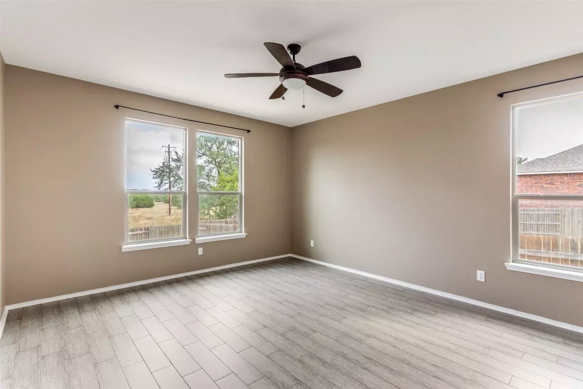 1205 Half Hitch Trail, Georgetown, TX 78633 photo 5