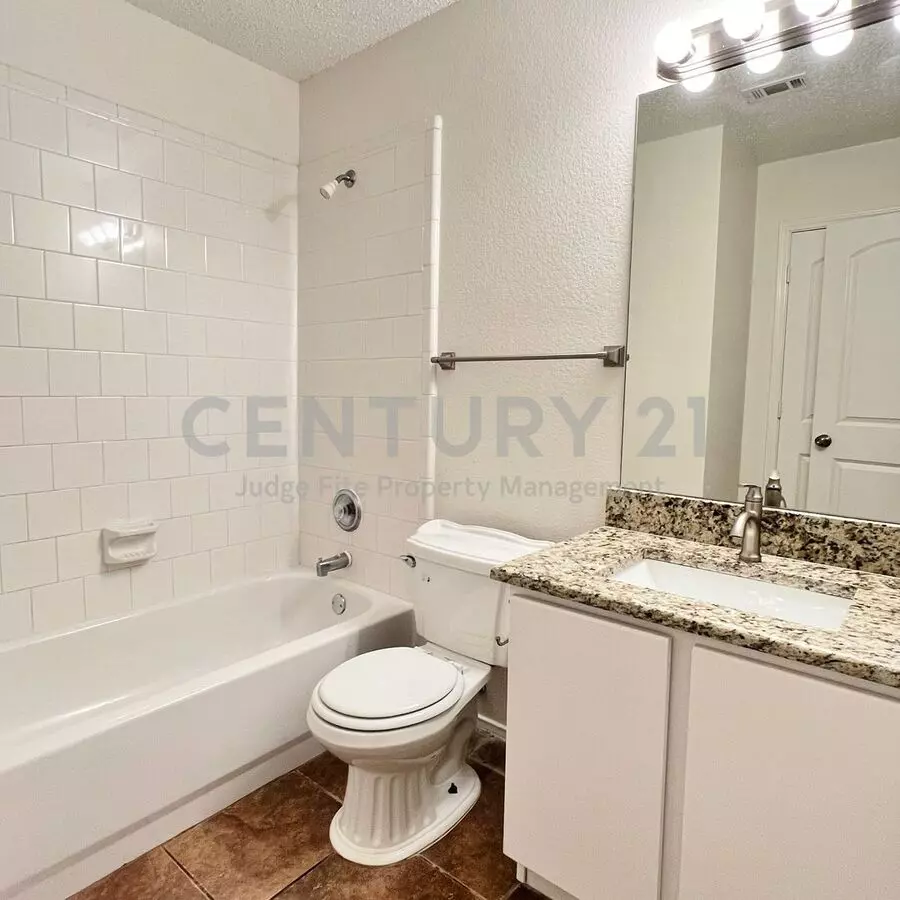 1715 Citadel Drive, Glenn Heights, TX 75154 photo 2