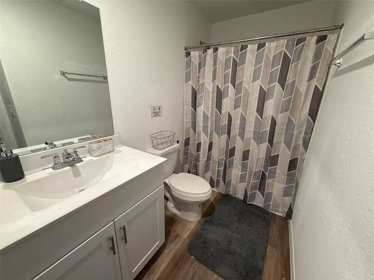 1008 Caramel Shrs Dr Katy, TX 77493 photo 5