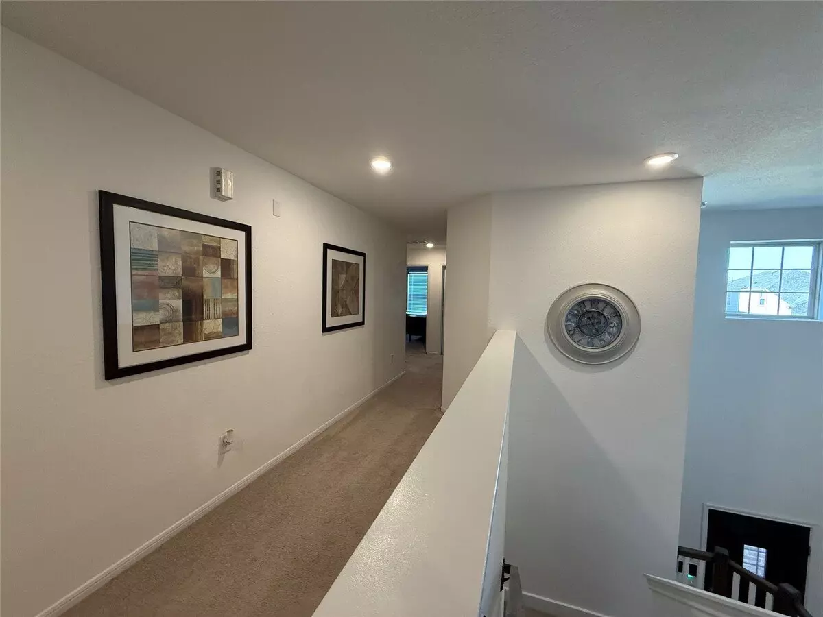 1008 Caramel Shrs Dr Katy, TX 77493 photo 2