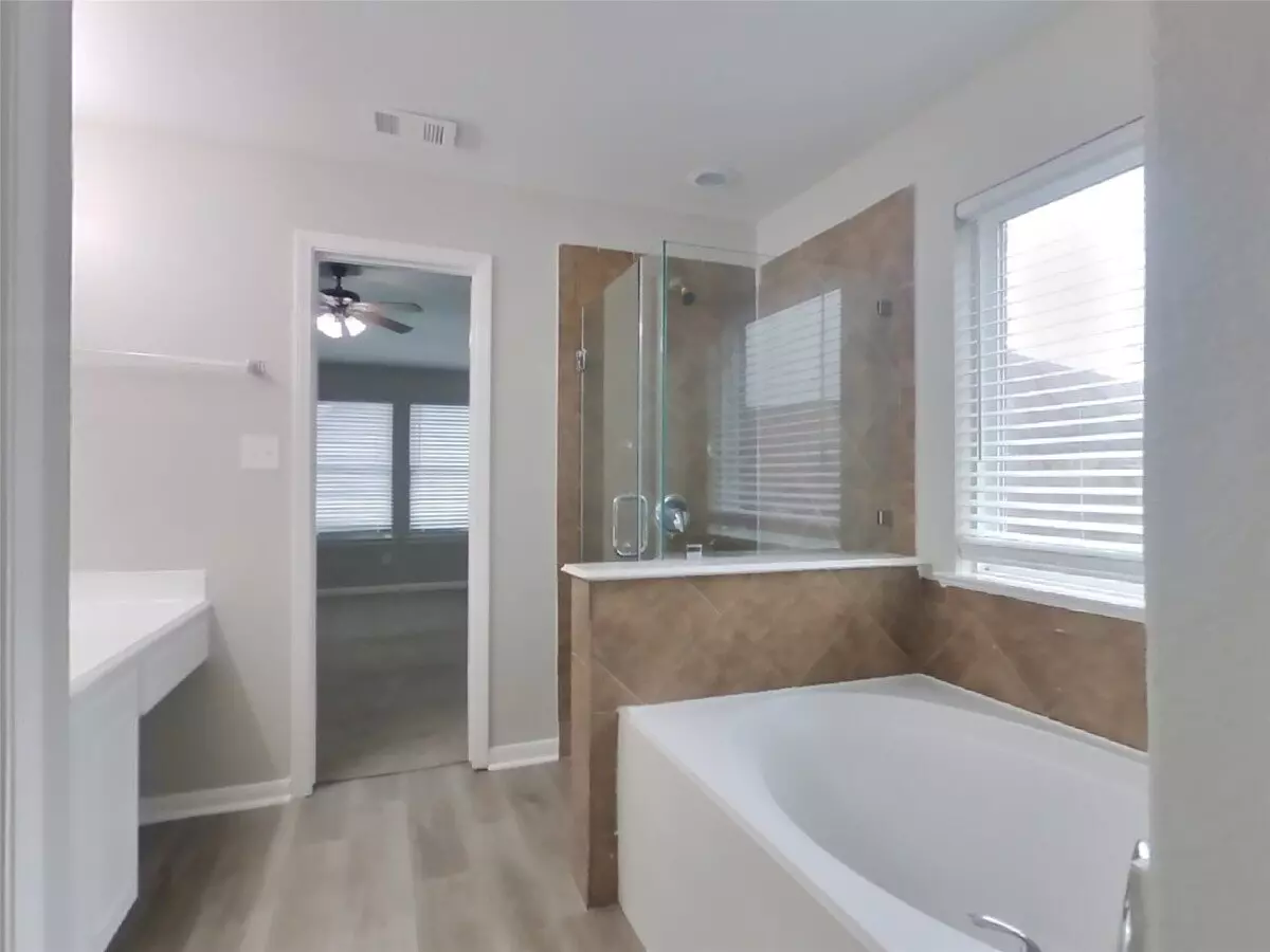 23303 Crosscut Pass Dr Spring, TX 77373 photo 4
