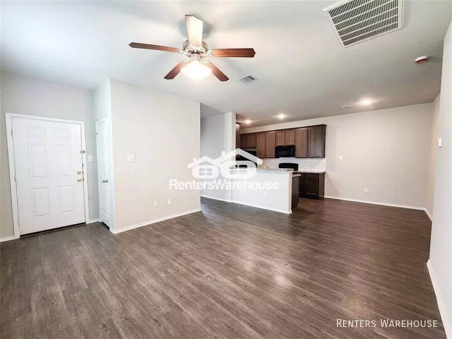 26471 Joy Village Dr Splendora, TX 77372 photo 3