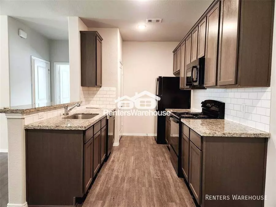 26471 Joy Village Dr Splendora, TX 77372 photo 5