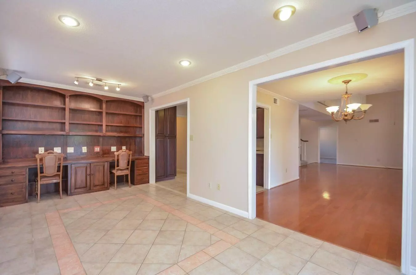 2926 Williams Grant Sugar Land, TX 77479 photo 5