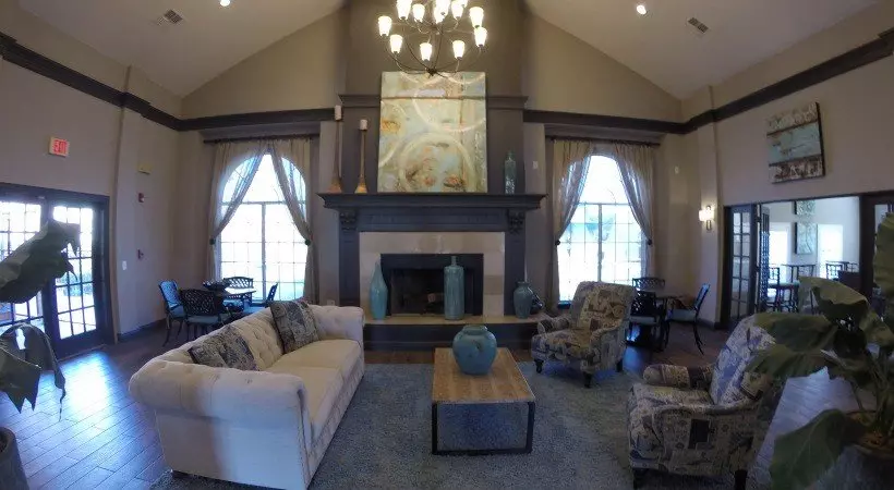 3102 Bay Area Blvd Friendswood, TX 77546 photo 3