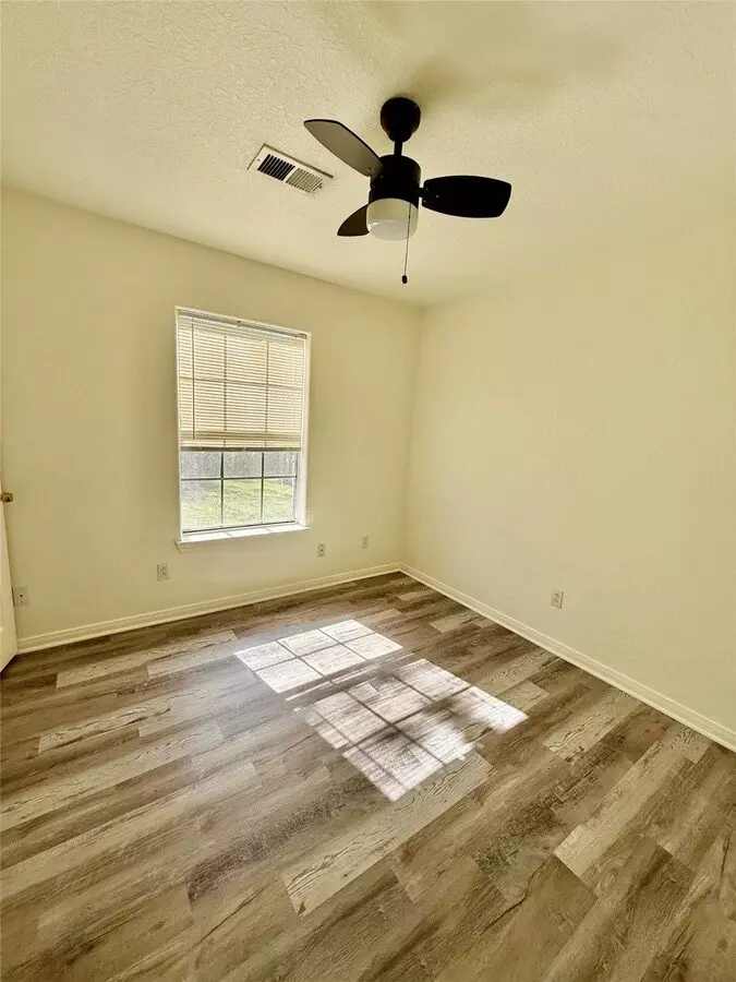 827 Algoa-Friendswood Rd Alvin, TX 77511 photo 5