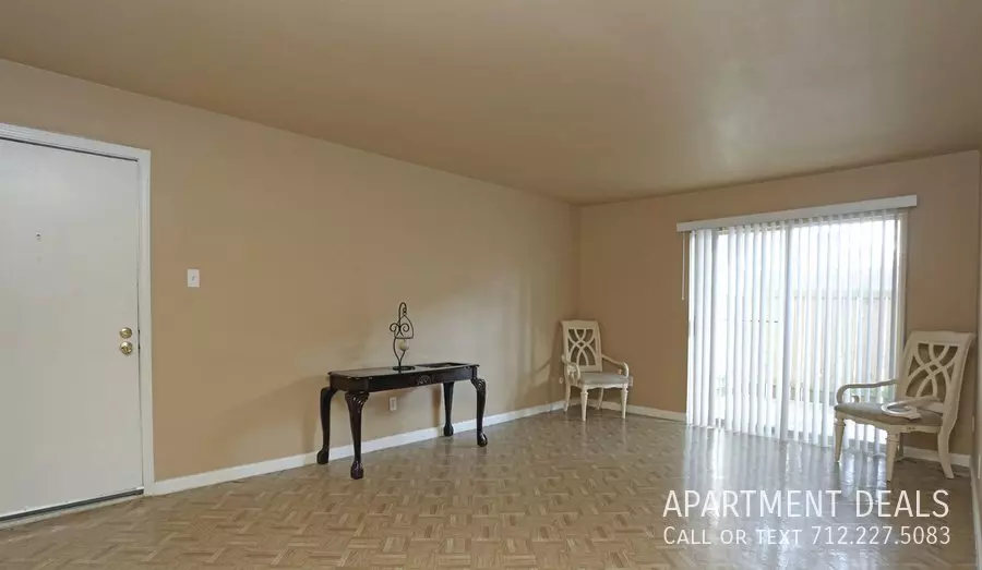 10007 Larkwood Drive, Houston, TX 77096 photo 3