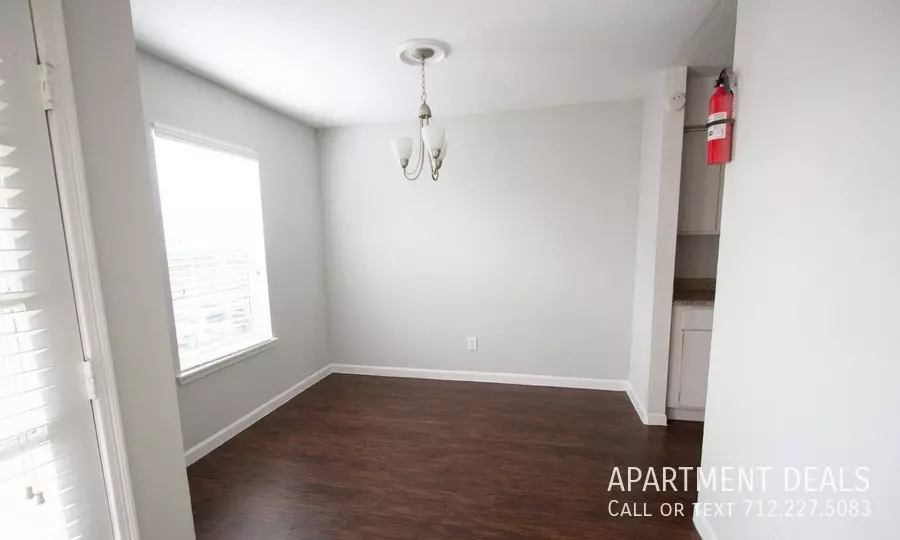 10033 Spice Lane, Houston, TX 77072 photo 4