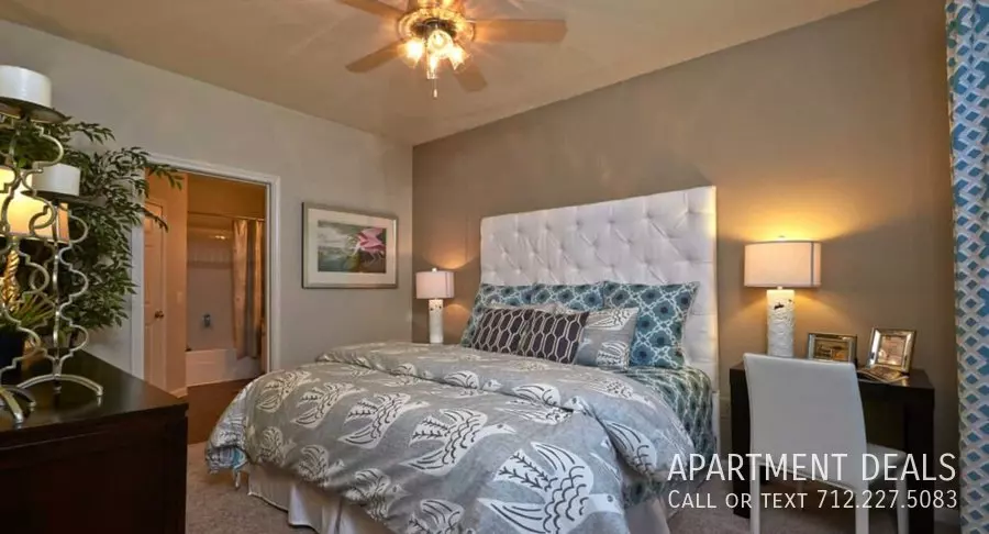 1006 Cypress Station Drive, Houston, TX 77090 photo 5