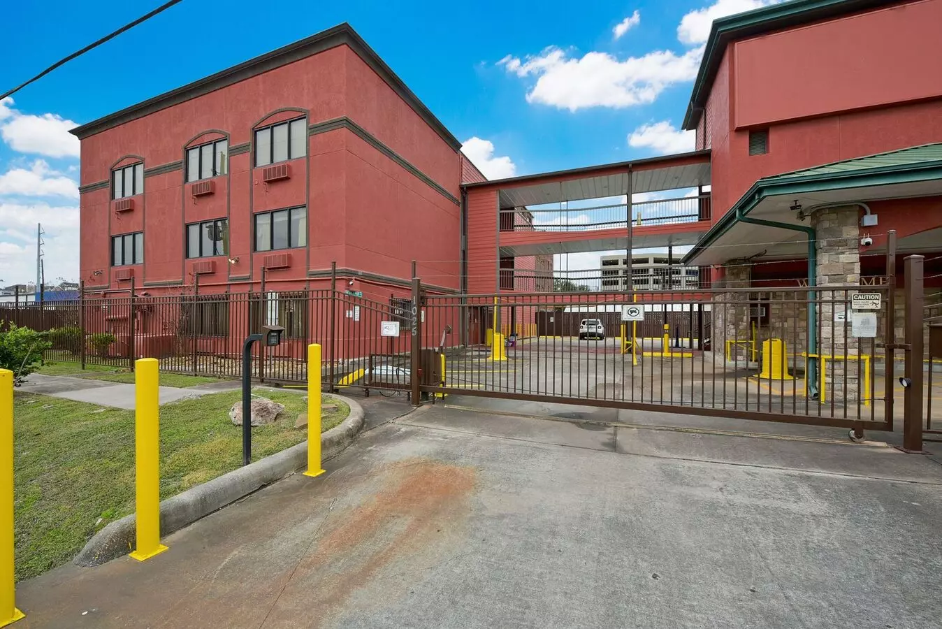 025SWA(+SF10BUILDING +SFI10) photo 2