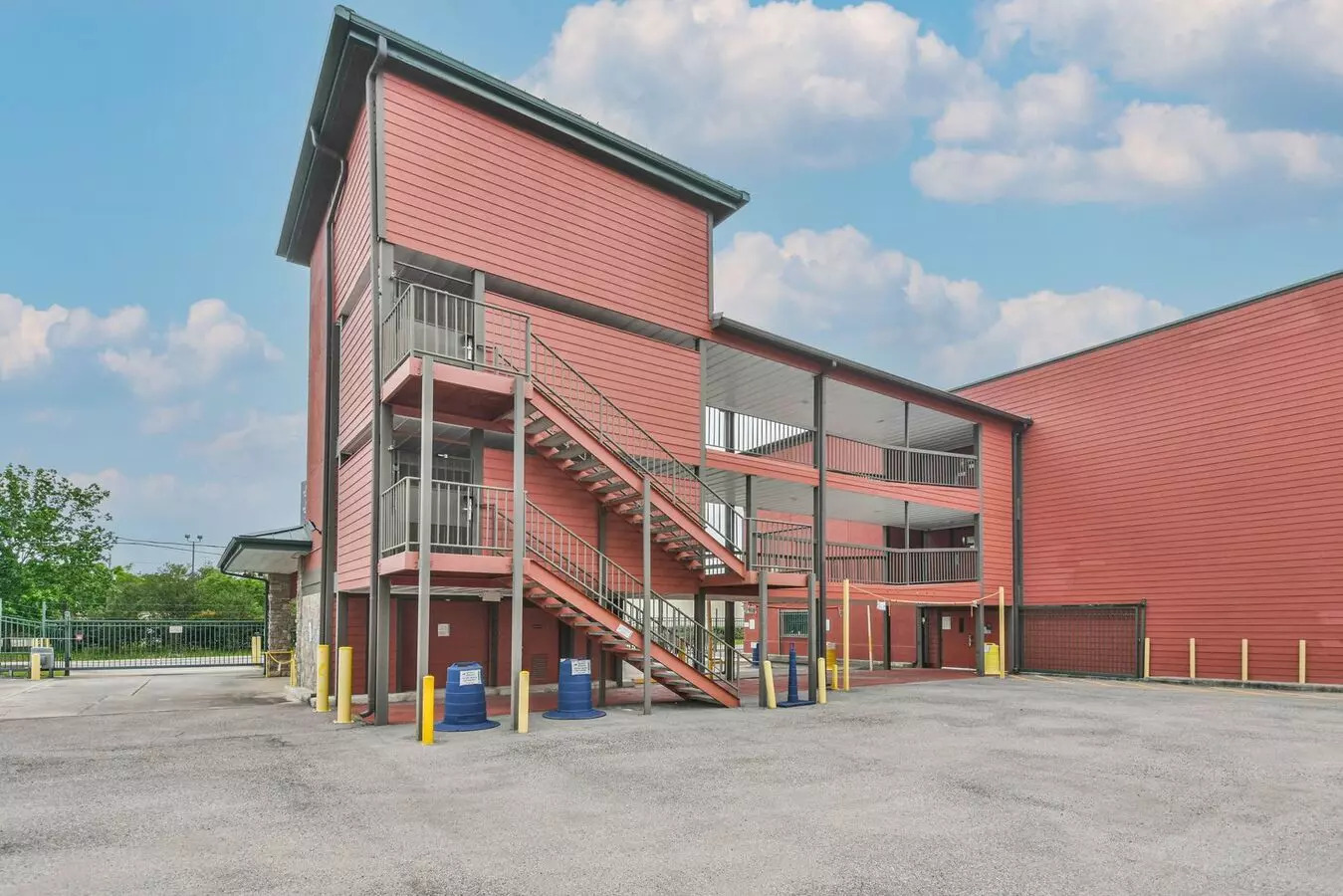 025SWA(+SF10BUILDING +SFI10) photo 3