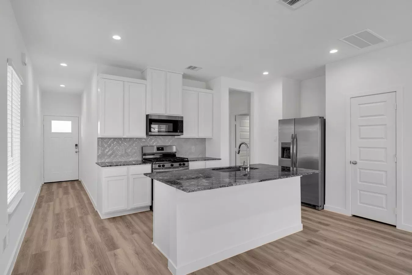 10316 Penryn Forest Trail, Houston, TX 77051 photo 2
