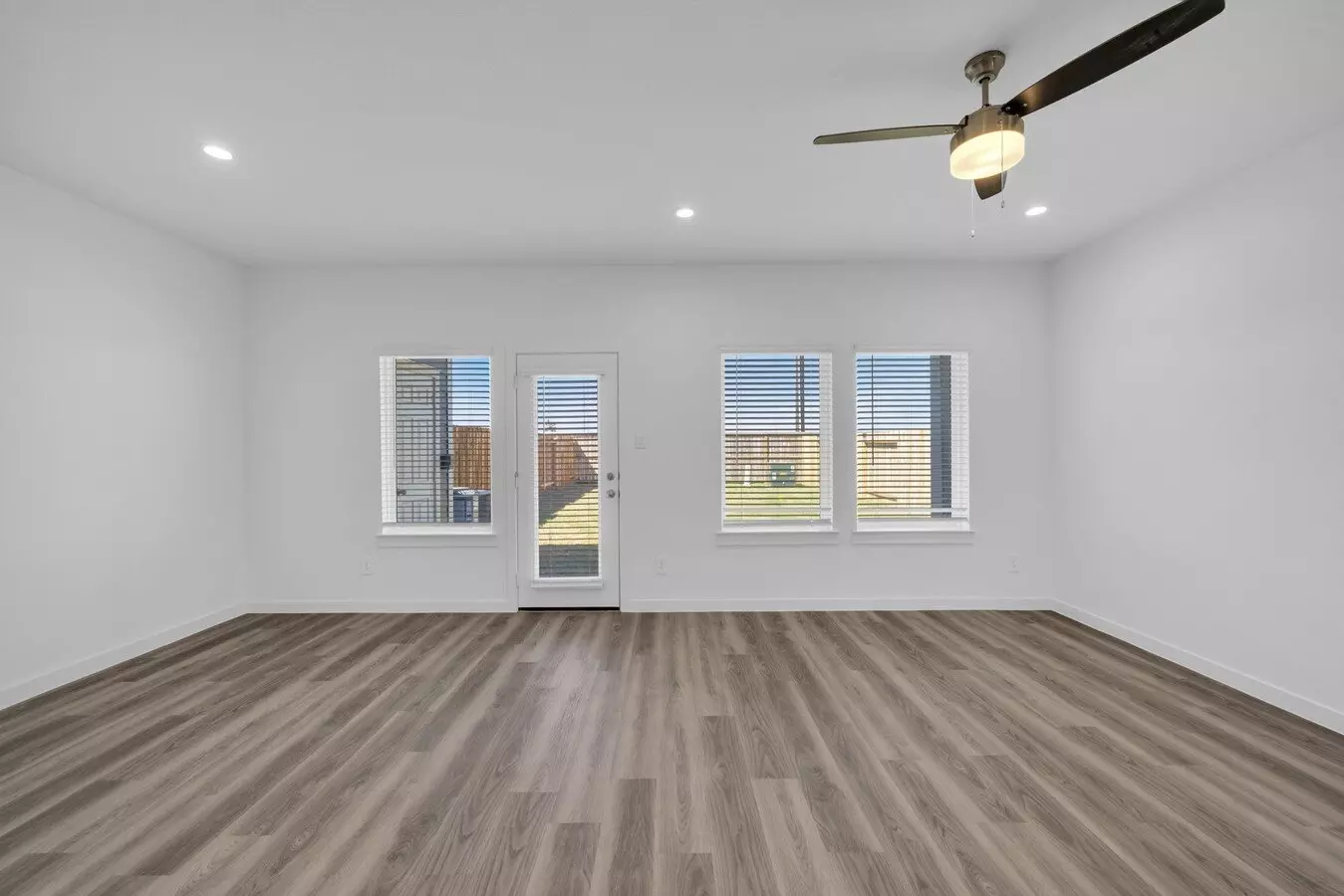 10316 Penryn Forest Trail, Houston, TX 77051 photo 3