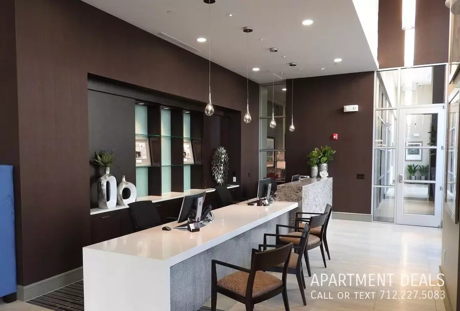 10411 Town And Country Way, Houston, TX 77024 photo 3