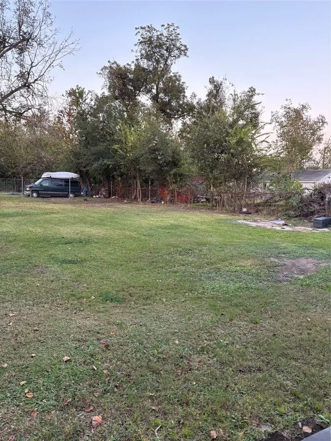 10523 Oswego Street, Houston, TX 77029 photo 5