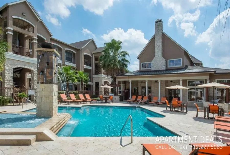 10581 Westpark Drive, Houston, TX 77042 photo 2