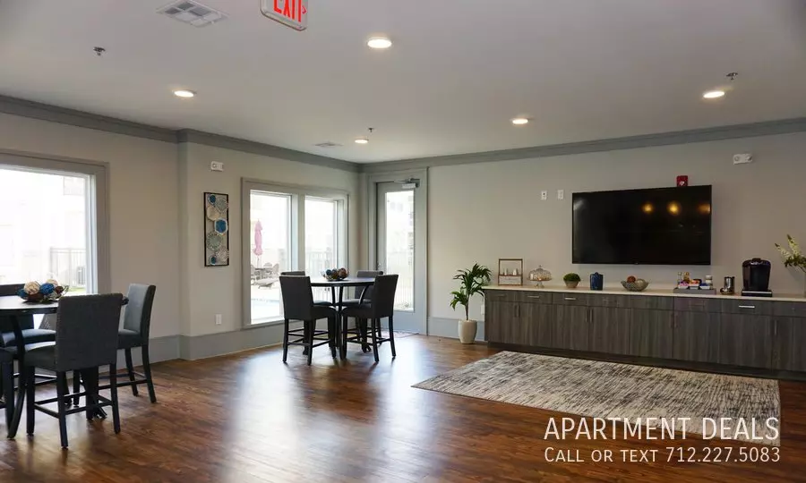 10721 Katya Gillian Drive, Houston, TX 77034 photo 4