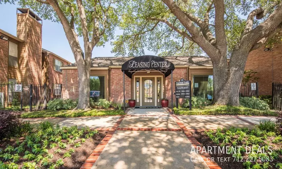 10756 Westbrae Parkway, Houston, TX 77031 photo 4