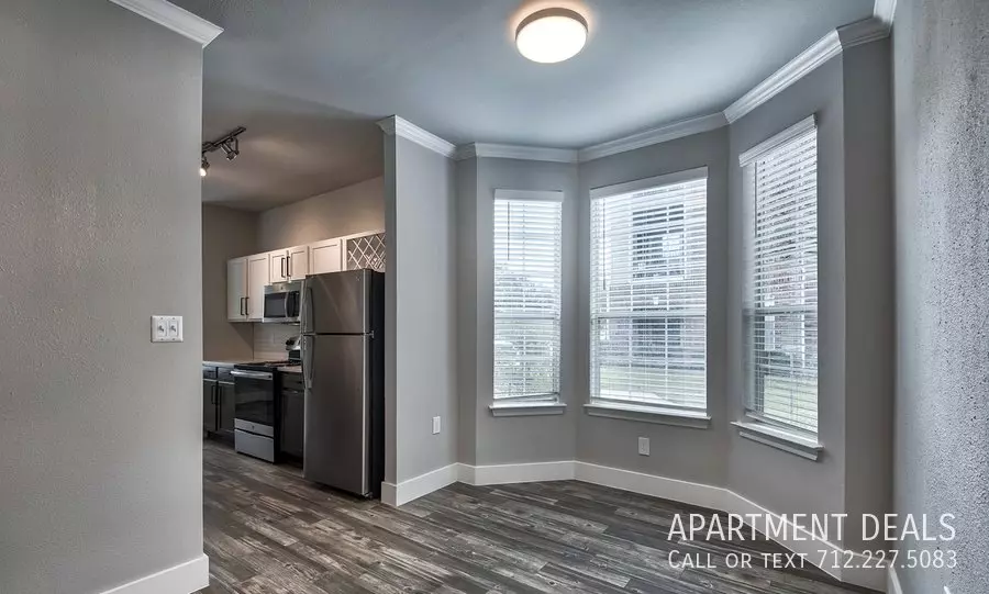 10806 Clay Road, Houston, TX 77041 photo 3