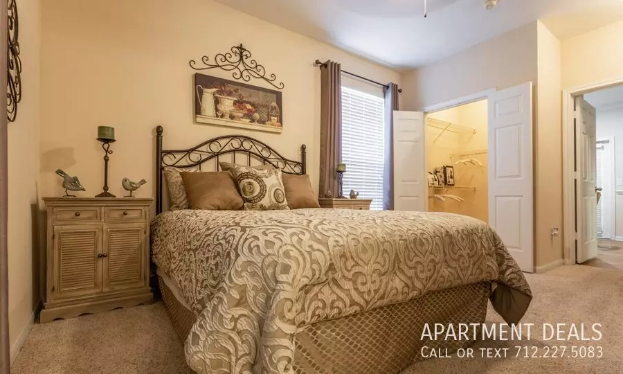 10907 Mist Lane, Houston, TX 77070 photo 3