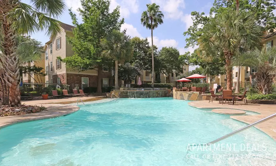 10907 Mist Lane, Houston, TX 77070 photo 4