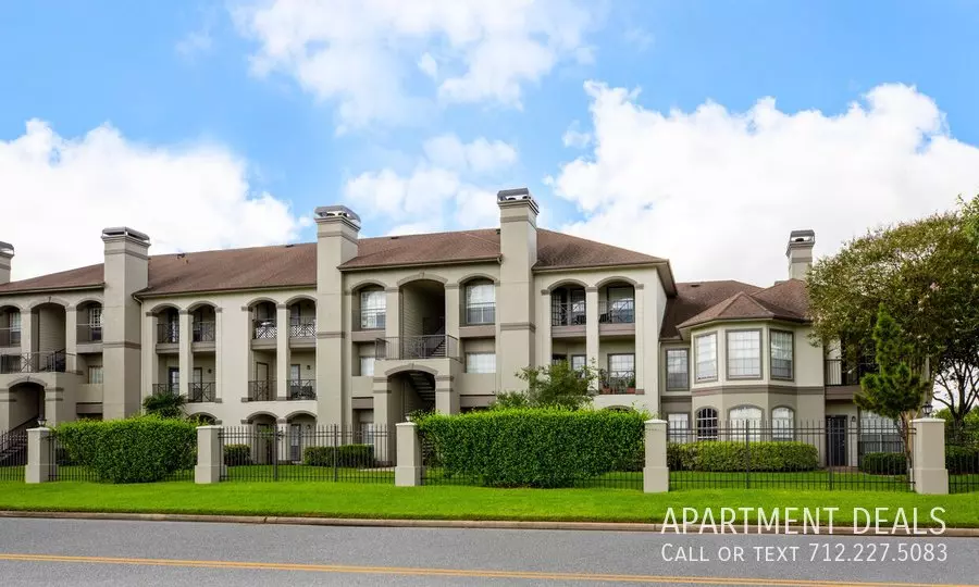 10907 Ranchstone Drive, Houston, TX 77064 photo 5